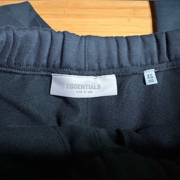 NWT Essentials Fear of God- Black Sweats. Size XS - Picture 3 of 9
